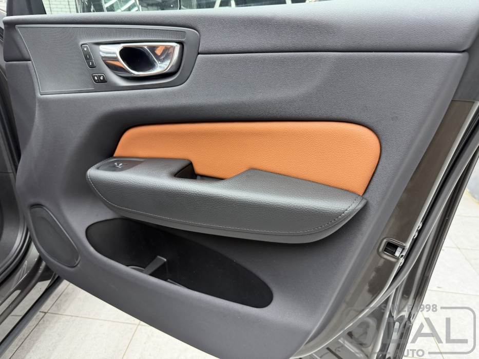 Volvo XC60 Перетяжка салона