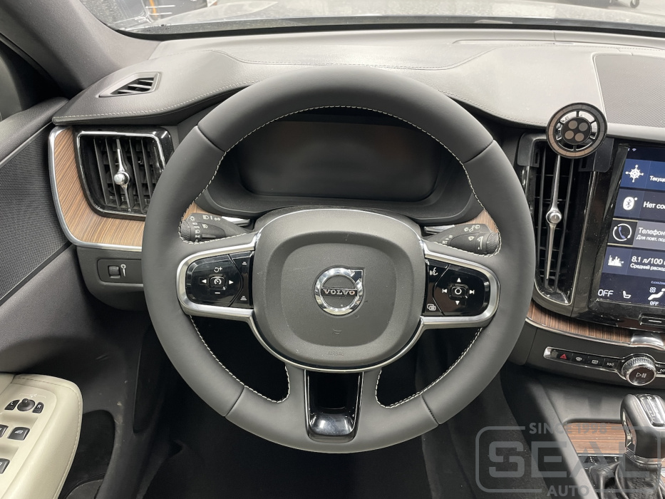 Volvo XC60 Перетяжка руля кожей | Автоателье СеалАвто | Москва