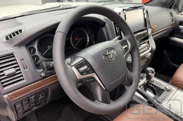 Toyota Land Cruiser 200 Перетяжка руля