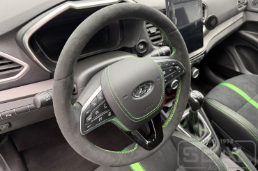 Lada Vesta Перетяжка руля, клаксона и ручек