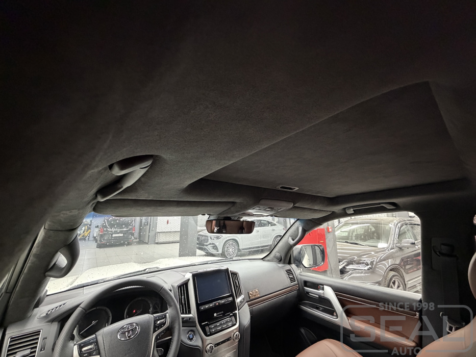 Toyota Land Cruiser 200 Перетяжка сидений, руля и потолка| Автоателье СеалАвто | Москва