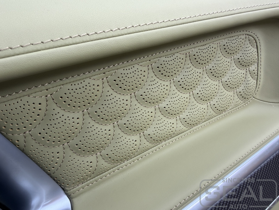 Детали перетяжки панели Mercedes Gelandewagen (W465) кожей Nappa